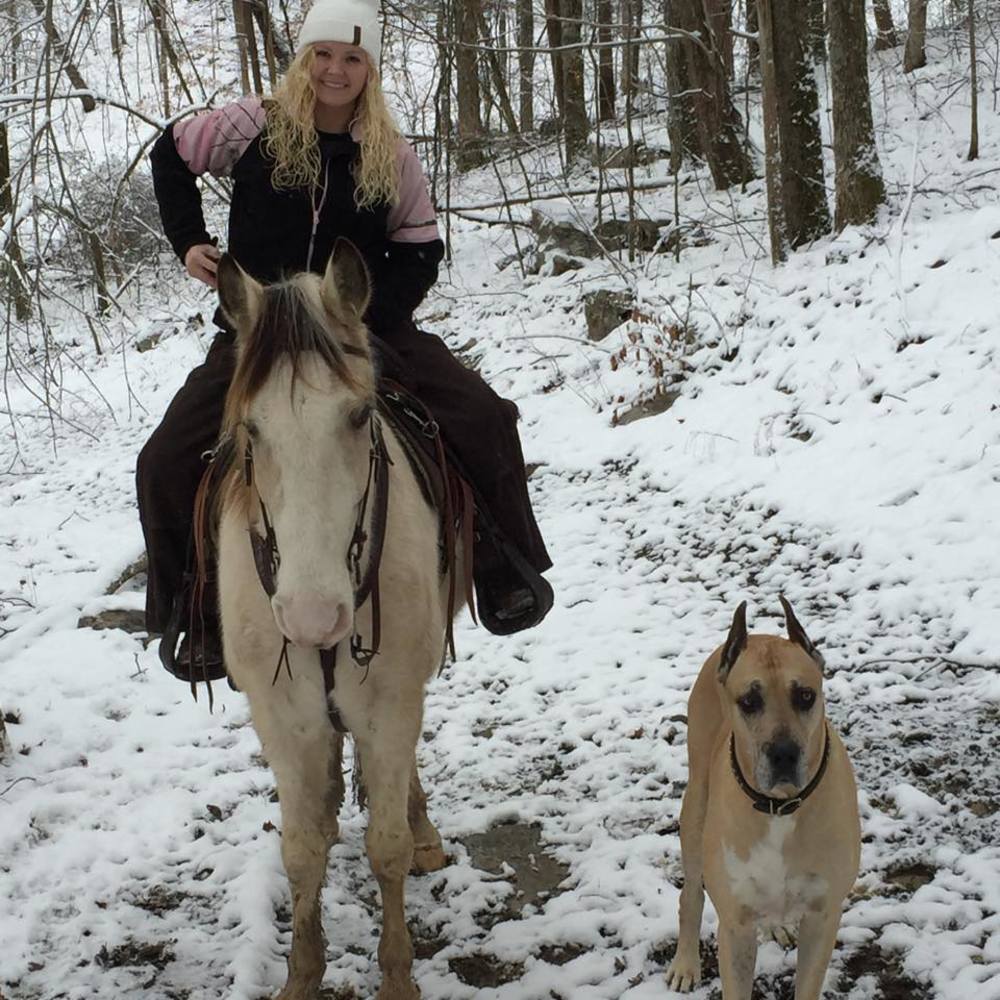 Meet your Posher, Tara
